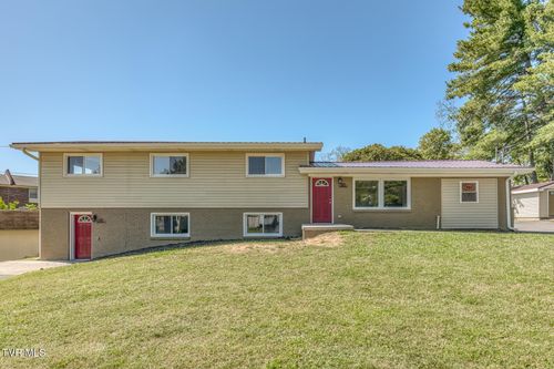 1216 Norway St, Bristol, VA, 24201-3708 | Card Image