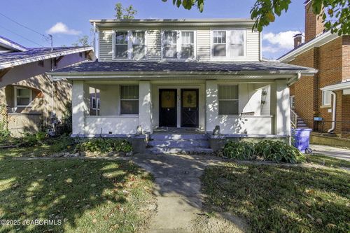 1618 W Main St, Jefferson City, MO, 65109-1243 | Card Image