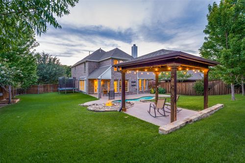 500 Castlewood Dr, Mckinney, TX, 75071-8018 | Card Image