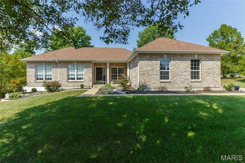 102 Deer Meadow Ct, Saint Peters, MO, 63304-7717 | Card Image