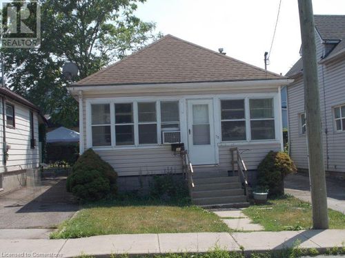 30 Dalhousie Ave, Hamilton, ON, L8L3J5 | Card Image