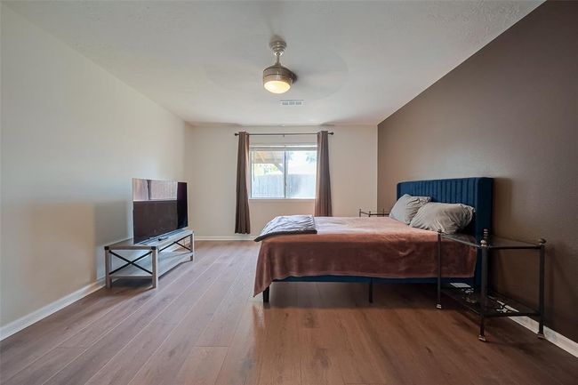 28903 Raestone St, House other with 3 bedrooms, 2 bathrooms and 2 parking in Spring TX | Image 31