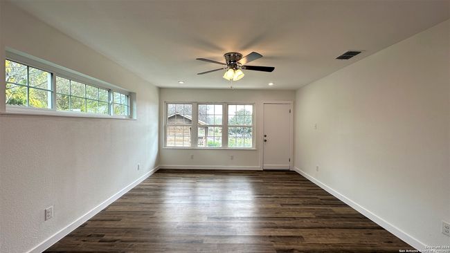 124 Herweck Dr, House other with 4 bedrooms, 3 bathrooms and null parking in Castle Hills TX | Image 29