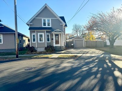 170 Rutherglen Ave, House other with 3 bedrooms, 1 bathrooms and 4 parking in Providence RI | Image 2