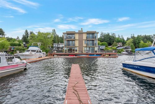 104-4561 Lake Washington Blvd Ne, Kirkland, WA, 98033-7651 | Card Image