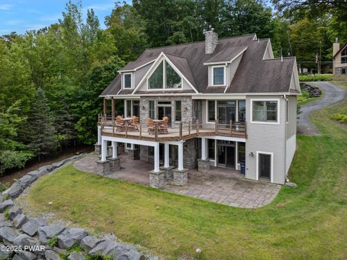 109 Paupack Rd, Greentown, PA, 18426-3803 | Card Image