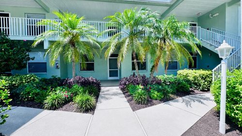 2315-4640 Tower Hill Ln, SARASOTA, FL, 34238-5815 | Card Image