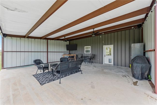 917 Farney Rd, House other with 3 bedrooms, 2 bathrooms and 2 parking in Lorena TX | Image 27