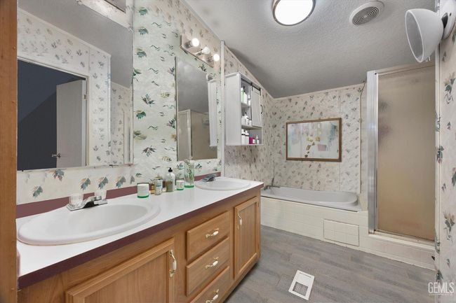 20411 Pegasus St, House other with 3 bedrooms, 2 bathrooms and null parking in Tehachapi CA | Image 10