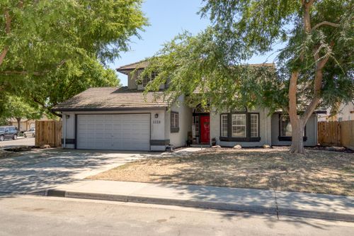 1724 Don Pedro Rd, Ceres, CA, 95307-3585 | Card Image