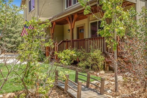 1509 Krause Ln, Lake Arrowhead, CA, 92352-9738 | Card Image