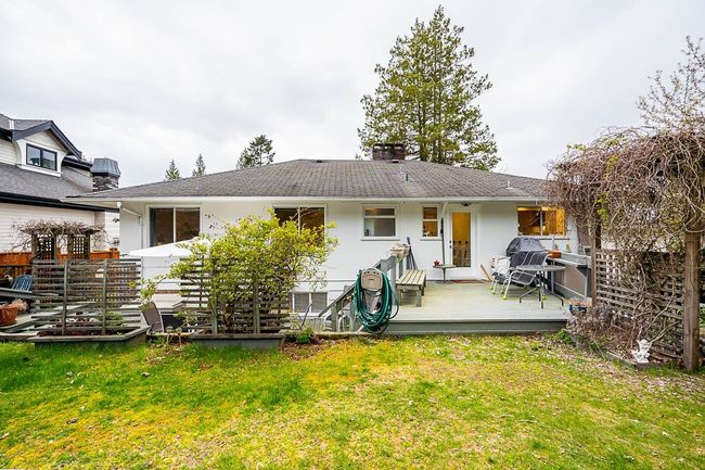 732 Handsworth Road, House other with 4 bedrooms, 2 bathrooms and 2 parking in North Vancouver BC | Image 17