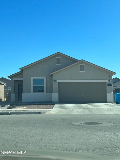 12557 Polo Norte Dr, El Paso, TX, 79934-5518 | Card Image