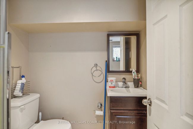 10 Craigmiller Ave, House other with 2 bedrooms, 2 bathrooms and 1 parking in Hamilton ON | Image 16