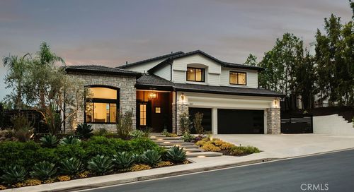 837 S Canyon Mist Ln, Anaheim, CA, 92808-1431 | Card Image