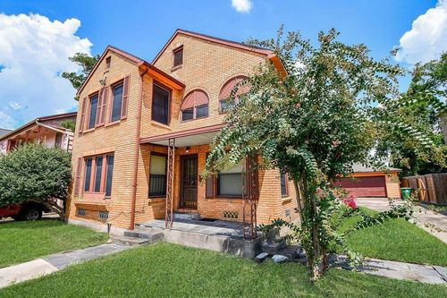 3217 Calumet St, Houston, TX, 77004-7823 | Card Image