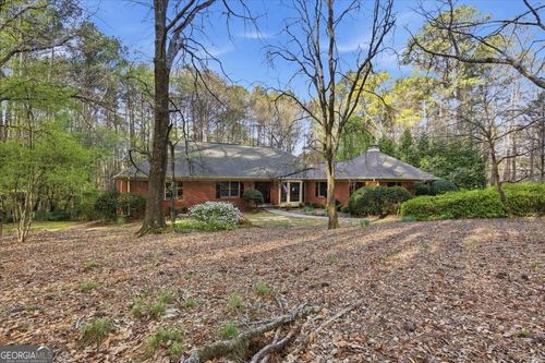 3197 Spring Lake Dr Ne, Conyers, GA, 30013-5411 | Card Image