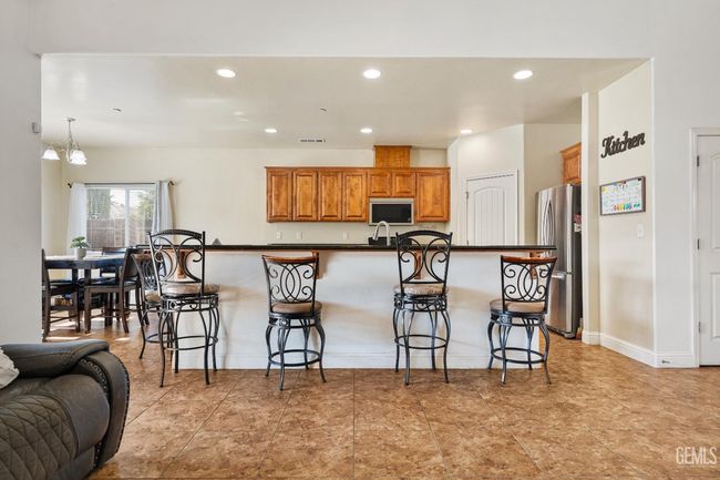 605 Cornelia St, House other with 4 bedrooms, 2 bathrooms and null parking in Wasco CA | Image 12