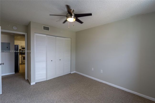 APT-307 - 2711 Ocean Club Blvd, Condo with 2 bedrooms, 2 bathrooms and null parking in Hollywood FL | Image 24