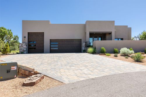 4 Valverde Lane, Santa Fe, NM, 87506 | Card Image
