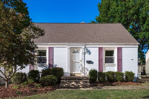 452 Chatham Rd, Columbus, OH, 43214-3320 | Card Image