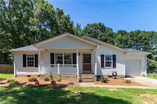 104 Cardinal Dr, Rockwell, NC, 28138-9400 | Card Image