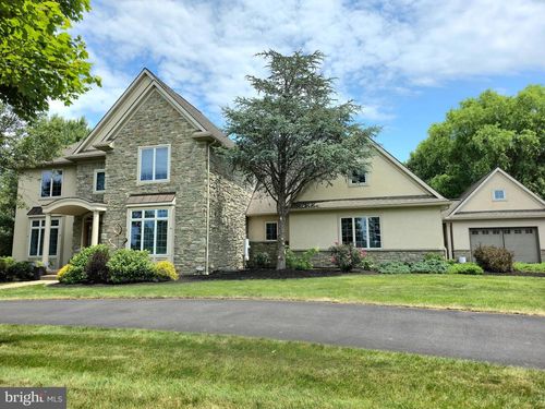 45 Wheatland Cir, Lebanon, PA, 17042-9418 | Card Image