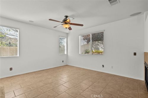 29513 Blake Way, Canyon Country, CA, 91387-7100 | Card Image