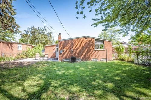 30711 Lonnie Blvd, Westland, MI, 48185-1708 | Card Image
