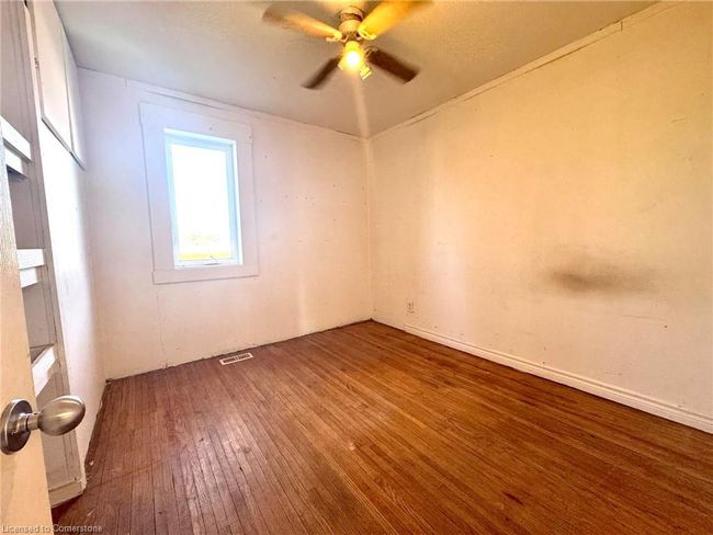 1 Queen St, House other with 2 bedrooms, 2 bathrooms and 6 parking in Langton ON | Image 4