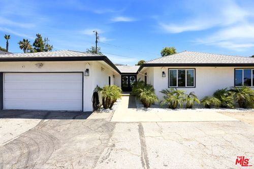 10416 Glory Ave, Tujunga, CA, 91042 | Card Image