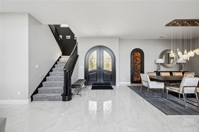 36472 County Line Rd, House other with 4 bedrooms, 6 bathrooms and 4 parking in Yucaipa CA | Image 10