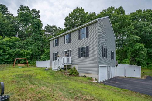885 Mason Rd, Wilton, NH, 03086-5945 | Card Image