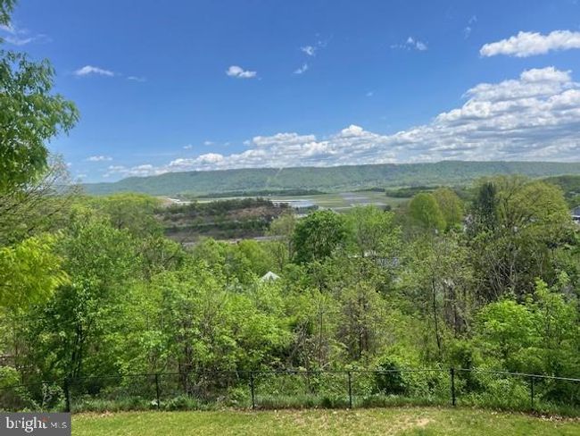 20 Mace St, House other with 3 bedrooms, 3 bathrooms and null parking in Ridgeley WV | Image 13
