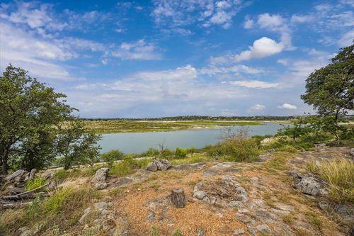 742 Park Shrs, Canyon Lake, TX, 78133-2907 | Card Image