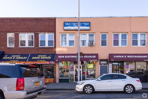 unit-a-71 A Main St, Hempstead, NY, 11550-2426 | Card Image