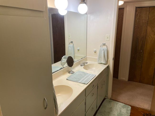 20312 Us Highway 69 S, House other with 4 bedrooms, 2 bathrooms and null parking in Tyler TX | Image 32