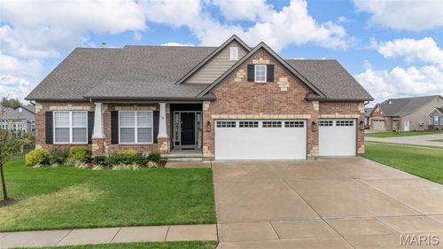 56 Grazing Way, Moscow Mills, MO, 63362-0414 | Card Image