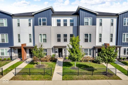 315 Steeples Blvd, Indianapolis, IN, 46222-4486 | Card Image