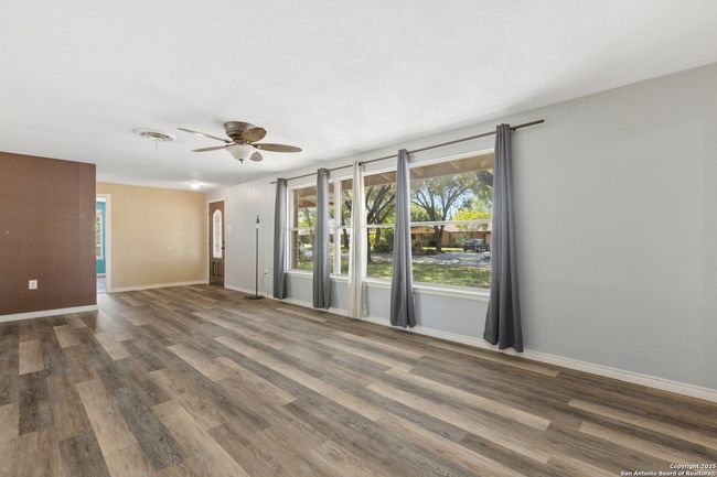 5509 Crosswind Dr, House other with 3 bedrooms, 2 bathrooms and null parking in Windcrest TX | Image 13