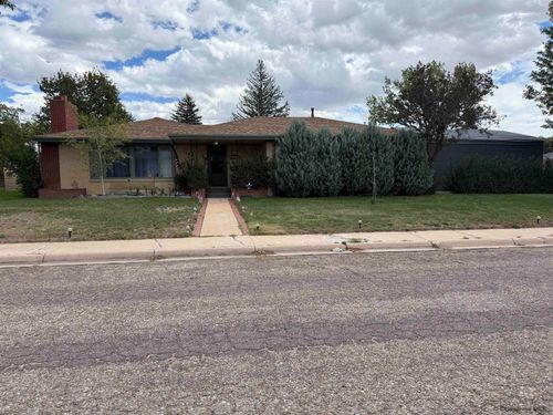 1607 Maple Ct, Cheyenne, WY, 82001-5732 | Card Image