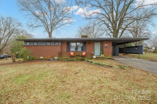 401 Clover Ln, Newton, NC, 28658-2604 | Card Image