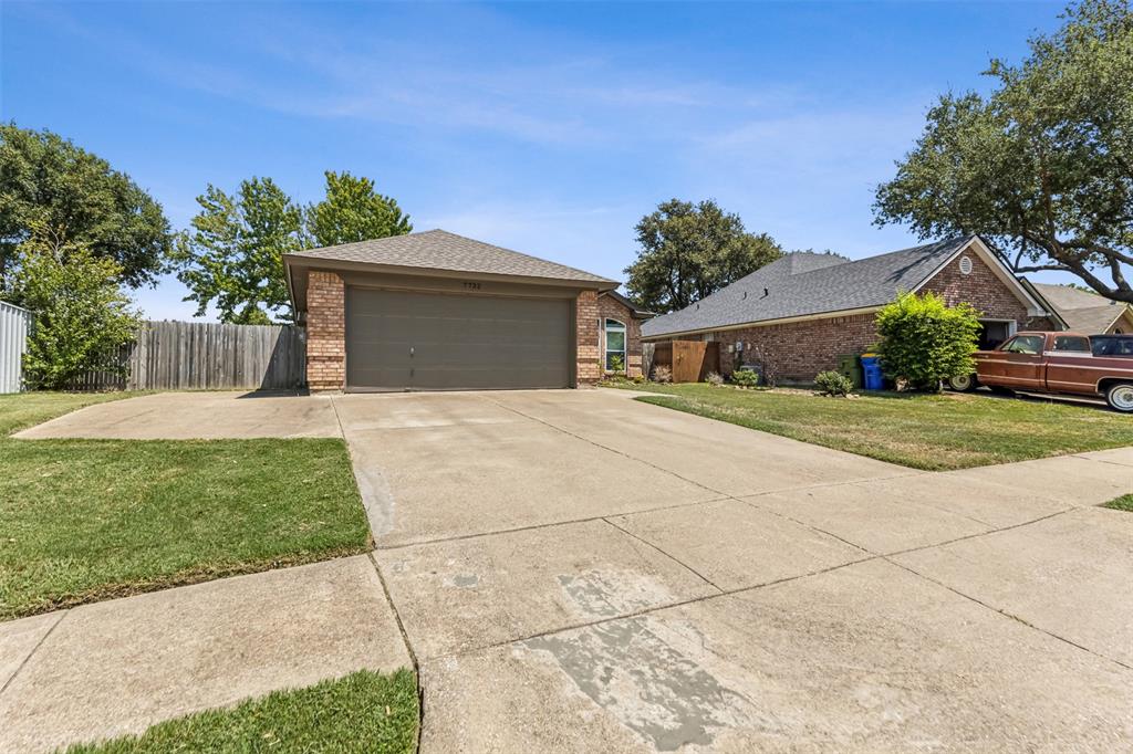 Prairie Dr, Watauga, TX 76148