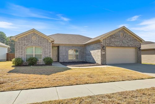 4505 Western Woods Dr, Benton, AR, 72015-4070 | Card Image