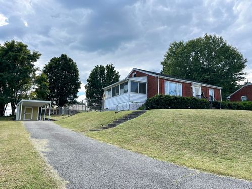 1137 Halliahurst Ave, Vinton, VA, 24179-1804 | Card Image