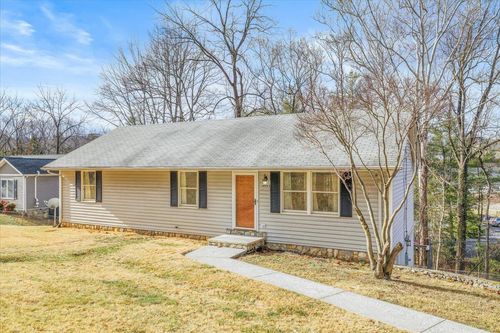 4935 Merriman Rd, Roanoke, VA, 24018-4213 | Card Image