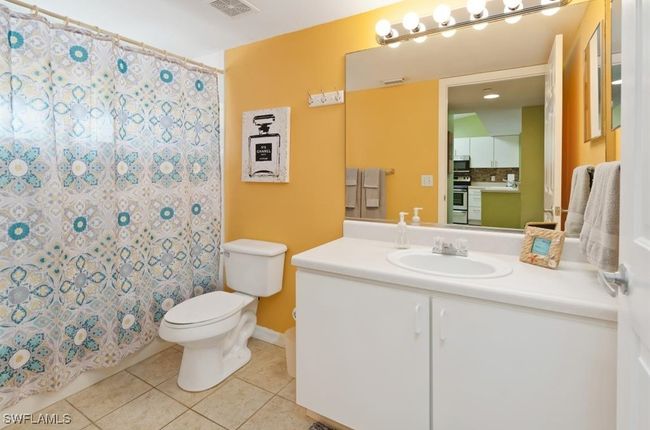 APT-331 - 8297 Key Royal Ln, Condo with 2 bedrooms, 2 bathrooms and null parking in NAPLES FL | Image 8