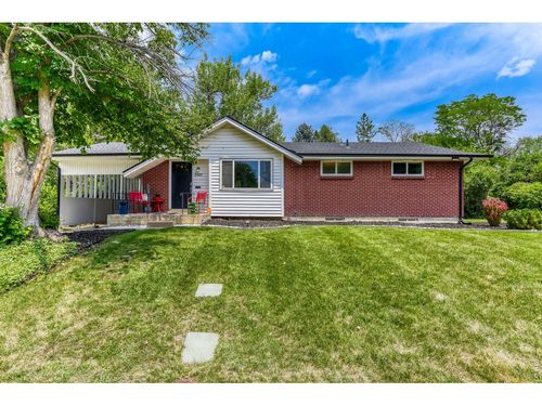 2555 E Maplewood Ave, Centennial, CO, 80121-2819 | Card Image