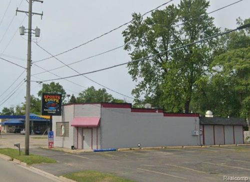 2415 N Dort Hwy, Flint, MI, 48506-2963 | Card Image