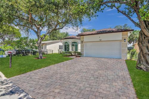 2831 Nw 6th Ct, Fort Lauderdale, FL, 33311-7666 | Card Image